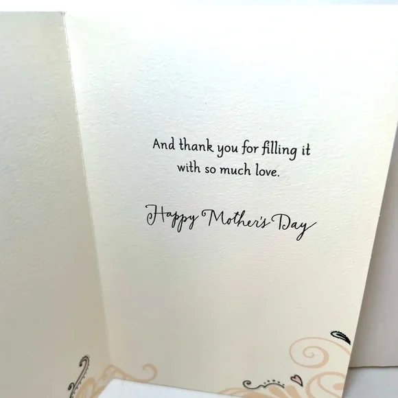 5 Happy Mother’s Day Hallmark Greeting Cards Flowers Puppy Dog Butterflies Birds - Picture 2 of 11